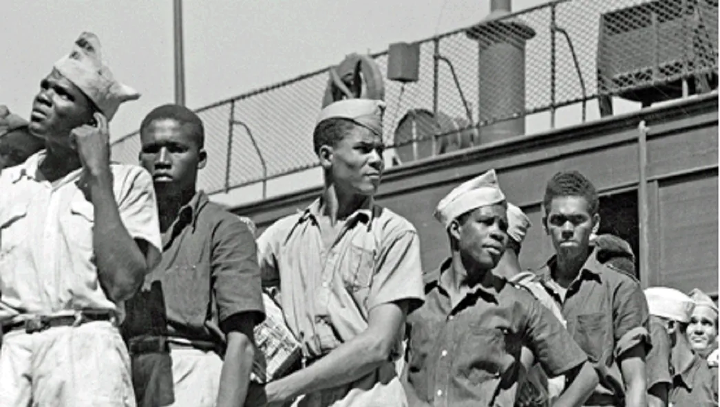 Dissidents antillais en partance pour les États-Unis, San Juan de Porto Rico, 2 mai 1943 – US Navy Dissidents antillais en partance pour les États-Unis, San Juan de Porto Rico, 2 mai 1943 - US Navy