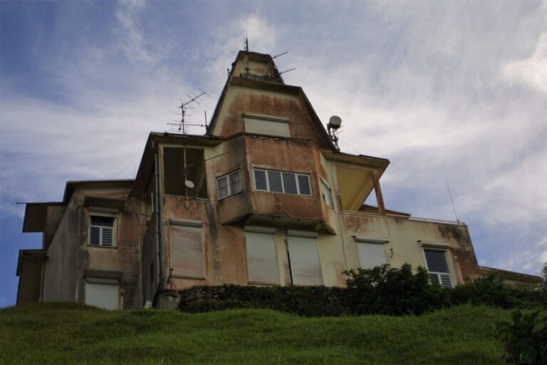 Un observatoire face au temps